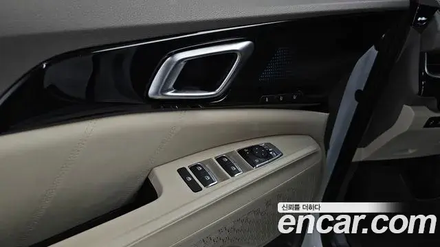 Kia Carnival 2025 — ფოტო 8/37