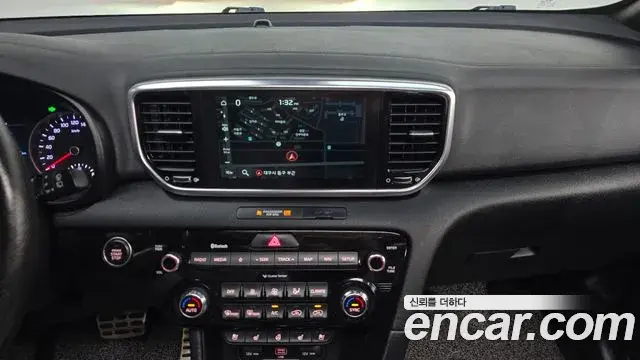Kia Sportage The Bold 2019 — Фото 13/20
