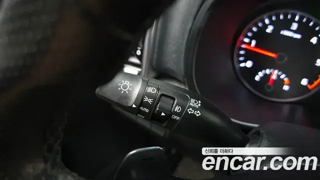Kia Sportage The Bold 2019 — Şəkil 25/33