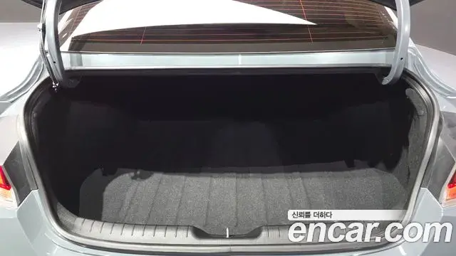Hyundai Avante 2021 — Photo 16/20