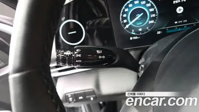 Hyundai Avante 2021 — Photo 19/20