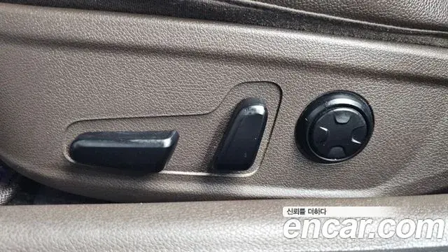 Kia Stinger 2019 — Photo 30/32