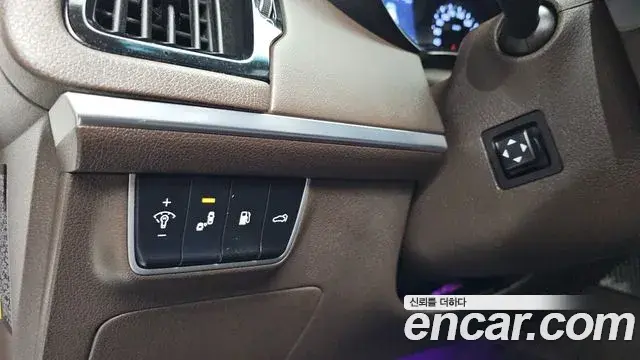 Kia Stinger 2019 — Photo 10/32