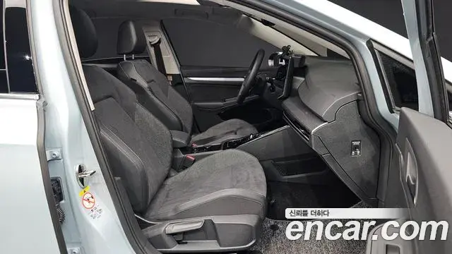 Volkswagen Golf 2026 — ფოტო 14/38