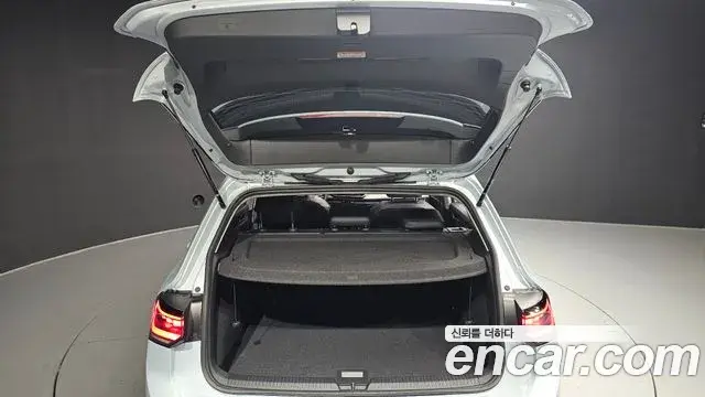 Volkswagen Golf 2026 — ფოტო 9/38