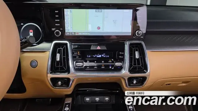 Kia Sorento 2022 — Фото 20/20