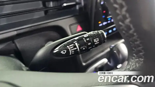 Hyundai Staria 2025 — Фото 19/20