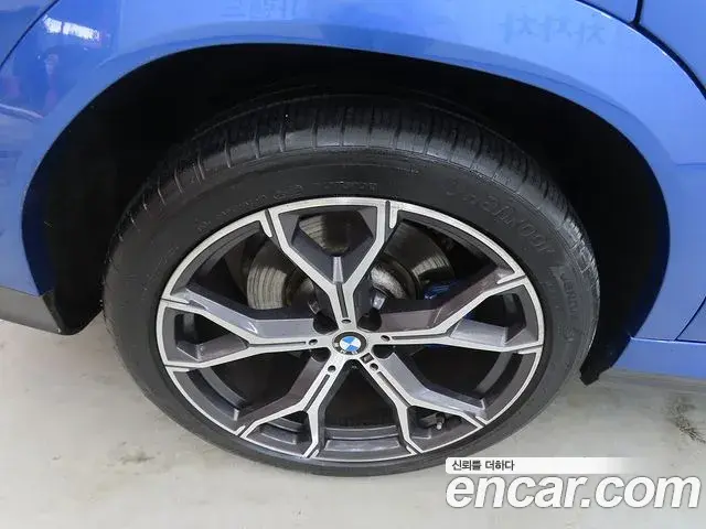 BMW X6 2020 — Фото 19/20
