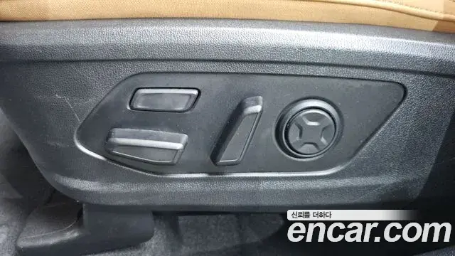 Kia Sorento 2022 — Фото 14/20