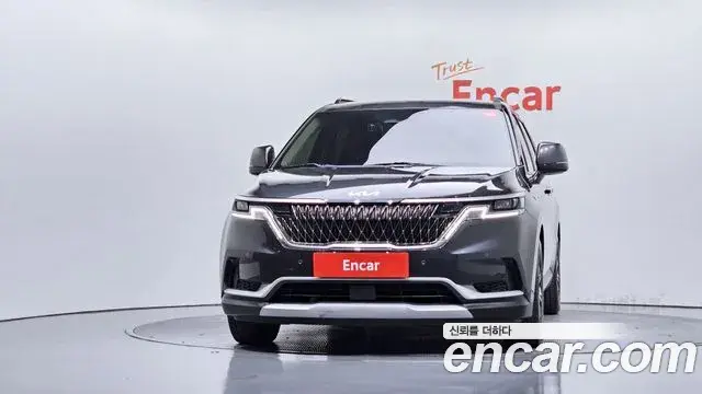 Kia Carnival 2021 — Фото 3/20