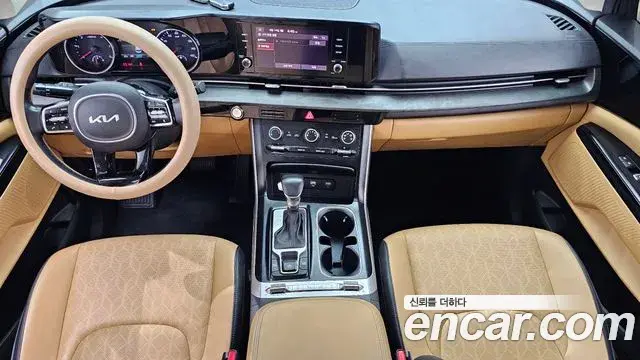 Kia Carnival 2021 — Фото 7/20