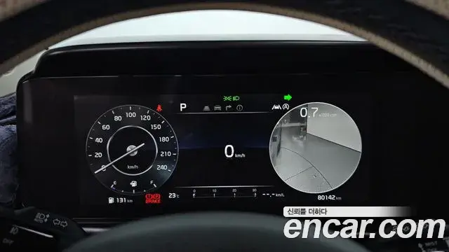 Kia Carnival 2021 — Фото 8/20