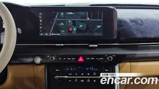 Kia Carnival 2021 — Фото 14/20