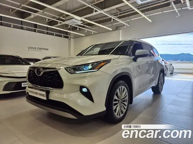 Toyota Highlander 2025 — Photo 3/20