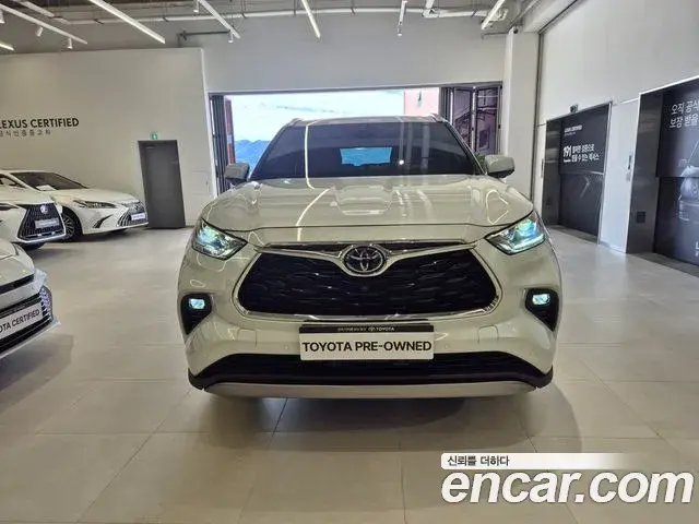 Toyota Highlander 2025 — Photo 12/20