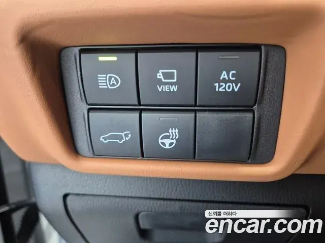 Toyota Highlander 2025 — Photo 15/20