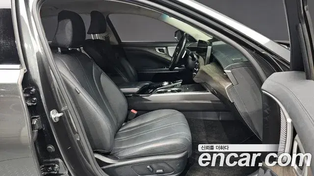 Kia K8 2022 — Şəkil 15/32