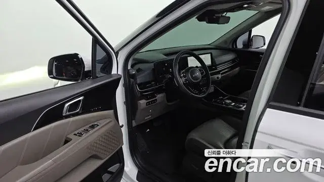 Kia Carnival 2024 — Photo 10/20