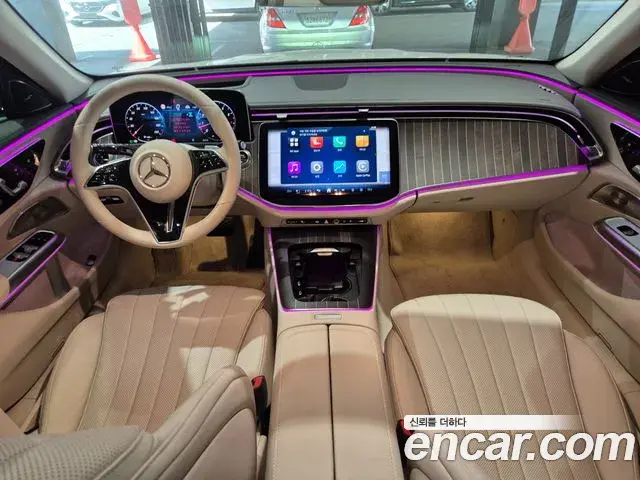 Mercedes-Benz E-Class 2026 — Photo 9/20
