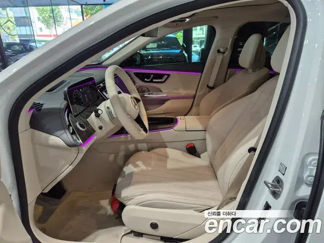 Mercedes-Benz E-Class 2026 — Photo 8/20
