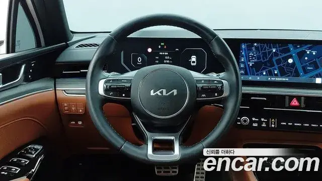 Kia K5 2024 — Фото 10/20