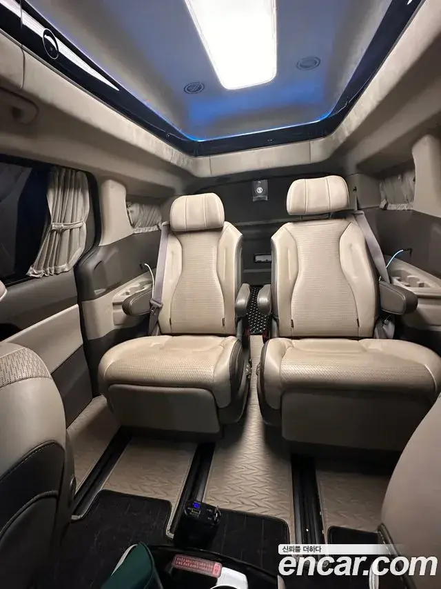 Kia Carnival 2022 — Фото 18/20
