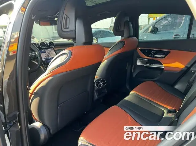 Mercedes-Benz GLC-Class 2024 — Photo 17/20
