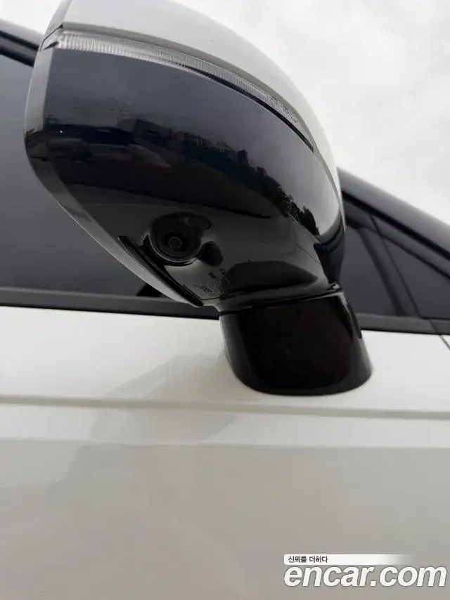 Kia Carnival 2021 — Photo 11/20