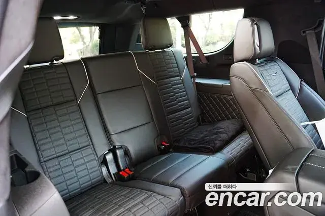 Cadillac Escalade 2025 — Фото 19/20