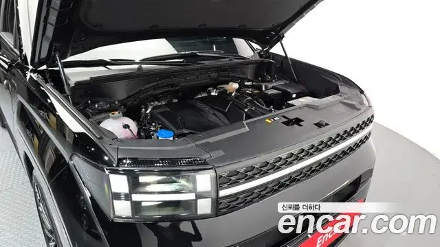 Hyundai Santa Fe 2025 — Photo 5/20