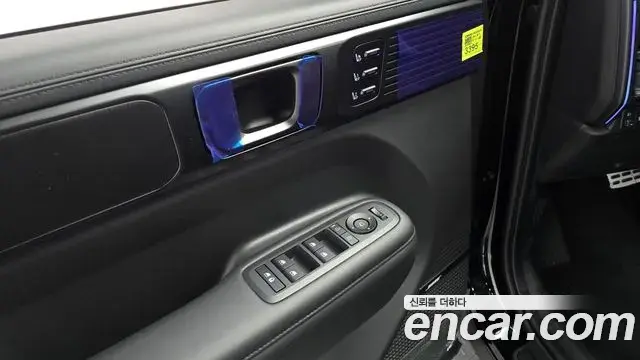 Hyundai Santa Fe 2025 — Photo 19/20