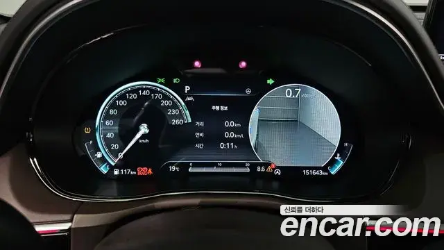 Genesis GV70 2021 — Photo 8/20