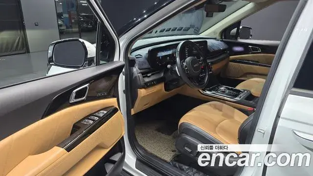 Kia Carnival 2022 — Şəkil 10/20
