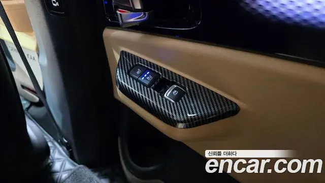 Kia Carnival 2020 — Фото 18/20
