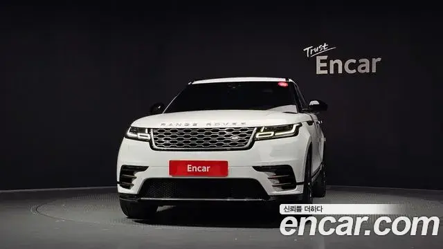 Land Rover Range Rover Velar 2019 — Photo 8/33