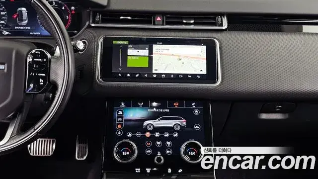 Land Rover Range Rover Velar 2019 — Photo 23/33