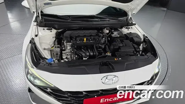 Hyundai Avante 2020 — ფოტო 6/20