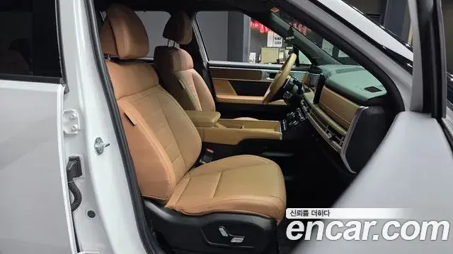 Hyundai Santa Fe 2023 — Photo 11/20