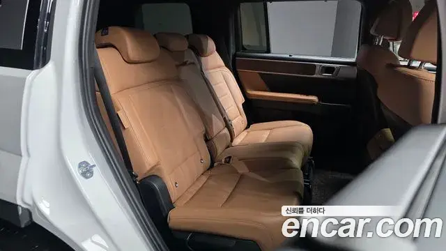 Hyundai Santa Fe 2023 — Photo 12/20