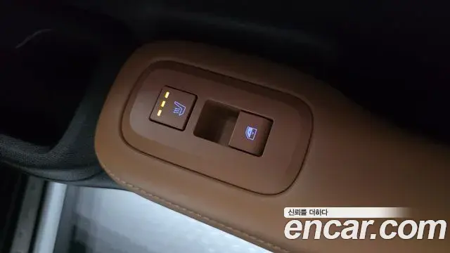 Hyundai Santa Fe 2023 — Photo 18/20