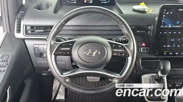 Hyundai Staria 2022 — Şəkil 15/20
