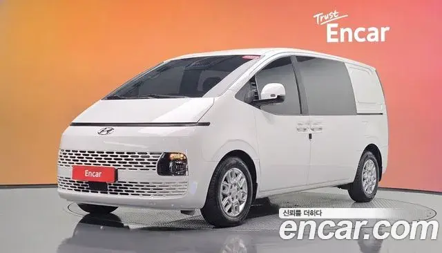 Hyundai Staria 2022 — Şəkil 1/20