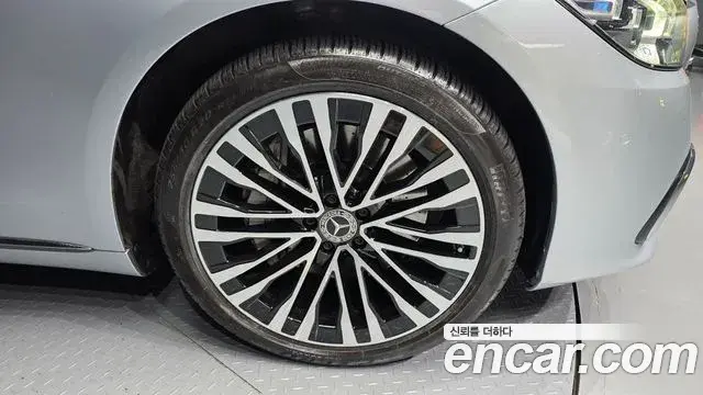 Mercedes-Benz S-Class 2021 — Şəkil 33/34