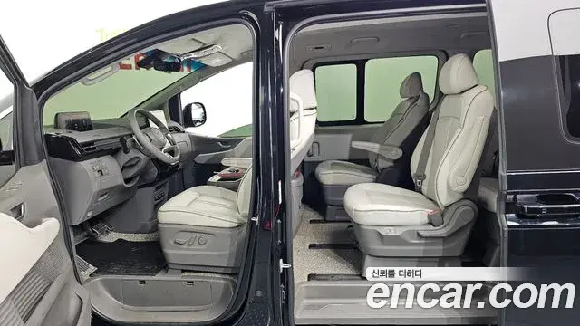 Hyundai Staria 2021 — Photo 11/20