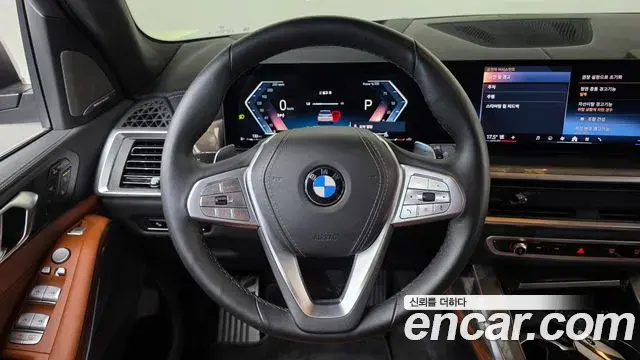BMW X7 2024 — Photo 12/20