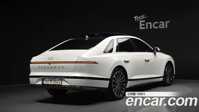 Hyundai Grandeur 2024 — Photo 2/20