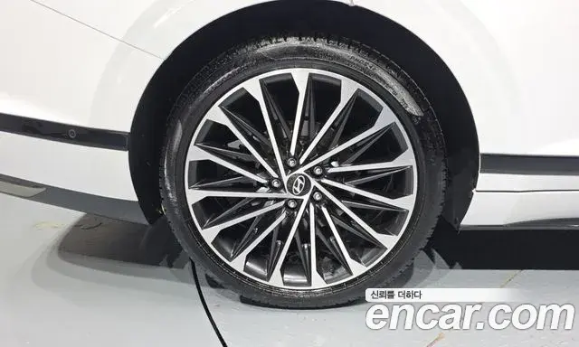 Hyundai Grandeur 2024 — Photo 5/20