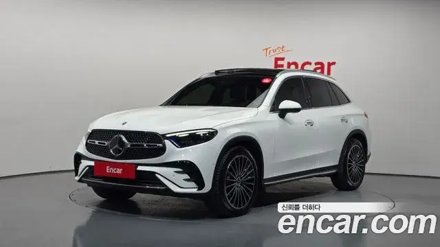 Mercedes-Benz GLC-Class 2025 — Photo 1/20