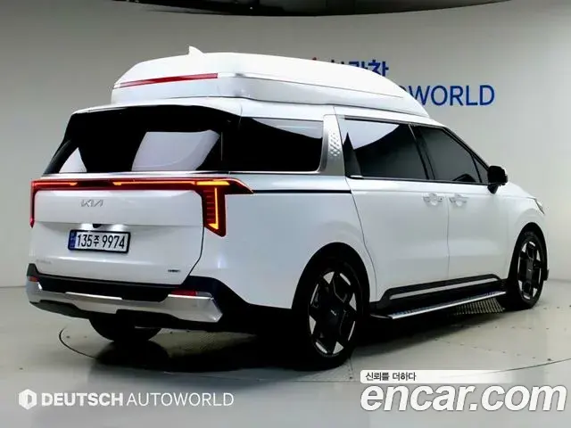 Kia Carnival 2024 — Фото 1/20