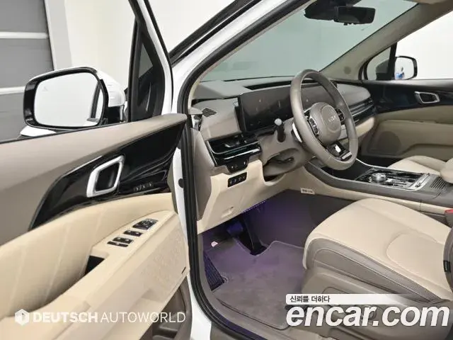 Kia Carnival 2024 — Фото 11/20
